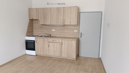 Pronájem bytu, 2+kk, 38 m2, Pražská třída v Českých Budějovicích
